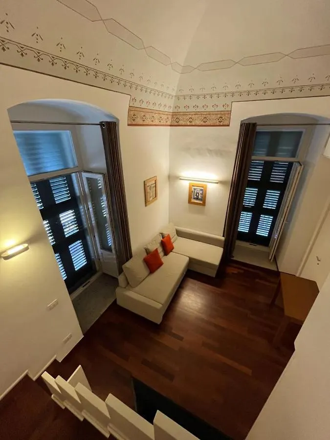 Visconti 89-Duplex Suite 巴里